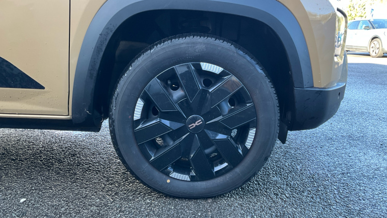 Dacia Spring 27kWh Extreme 65 48kW 5dr Auto Electric Hatchback